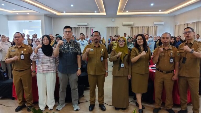 Kepala DLH Kota Malang Buka Kegiatan Sosialisasi PPLH dan Implementasi Amdalnet 2025