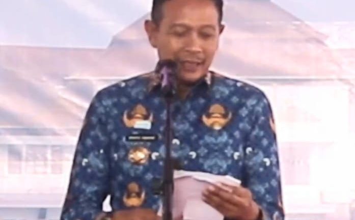 DLH Kota Malang Berikan Penghargaan Kepada Lembaga Yang Peduli Lingkungan di Malang Kota.