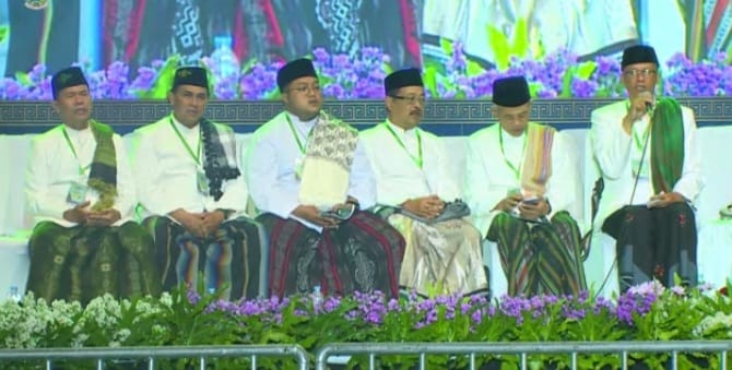 Satu Abad NU di Kota Malang: Hujan Deras Tak Surutkan Persiapan di Stadion Gajayana