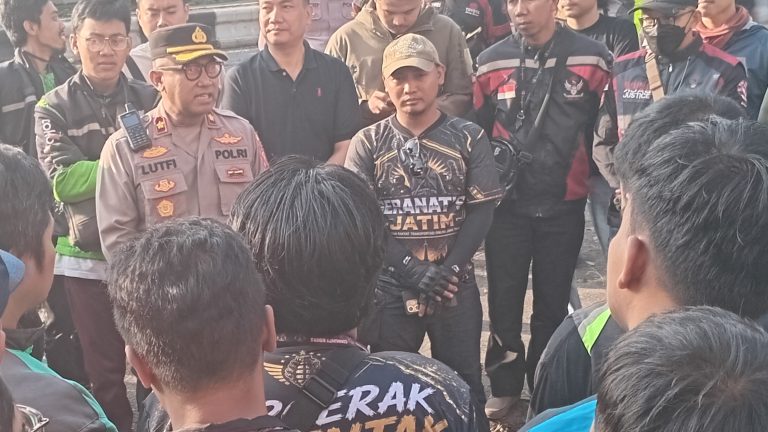 Ribuan Ojol Malang Konvoi Demo ke Surabaya, Tuntut Keadilan Aplikator