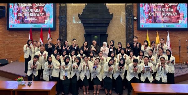 Tips Public Speaking Finalis Nusantara On The Runway 2026