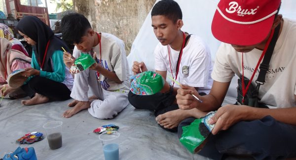 Seni Tanpa Batas: Workshop Topeng Malang Libatkan 15 Anak Difabel