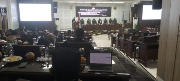 Rapat Paripurna ,Lima Fraksi Menyatakan Sikap Abstain Terkait Ranperda Pertanggungjawaban APBD 2025