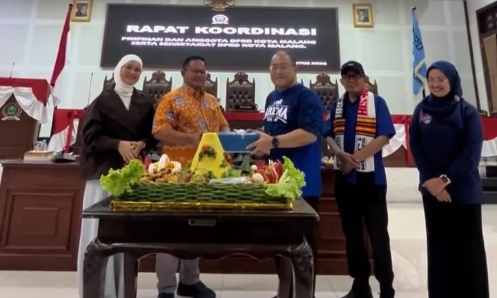 Pisah Kenang Mengharukan, Setwan DPRD Kota Malang