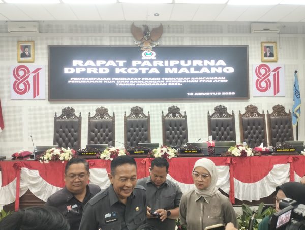 Rapat Paripurna, Ketua DPRD Amithya Tegaskan Pemkot Malang Harus Fokus Pada Program Terencana
