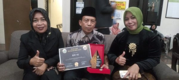 Duet Sekdes Muda dan Niken Salindri Salurkan Hiburan Rakyat di Bersih Desa Pandanlandung