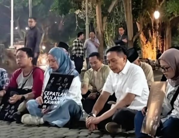 Doa Bersama Jurnalis Malang Raya di Alun-Alun