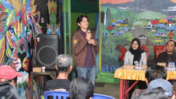 Sambang Pos Kamling Jodipan: Kapolresta Malang Kota Wadahi Aspirasi & UMKM