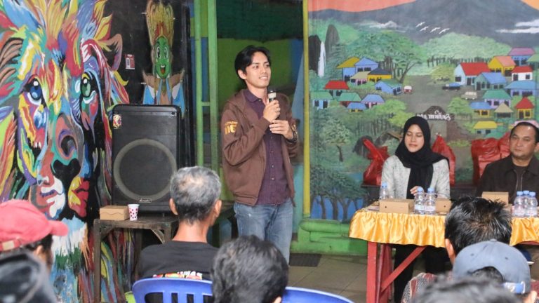 Sambang Pos Kamling Jodipan: Kapolresta Malang Kota Wadahi Aspirasi & UMKM