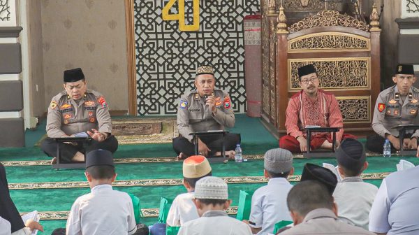 Polresta Malang Kota Perkuat Silaturahmi dan Kepedulian Melalui Doa Bersama serta Santunan Anak Yatim Setiap Jumat